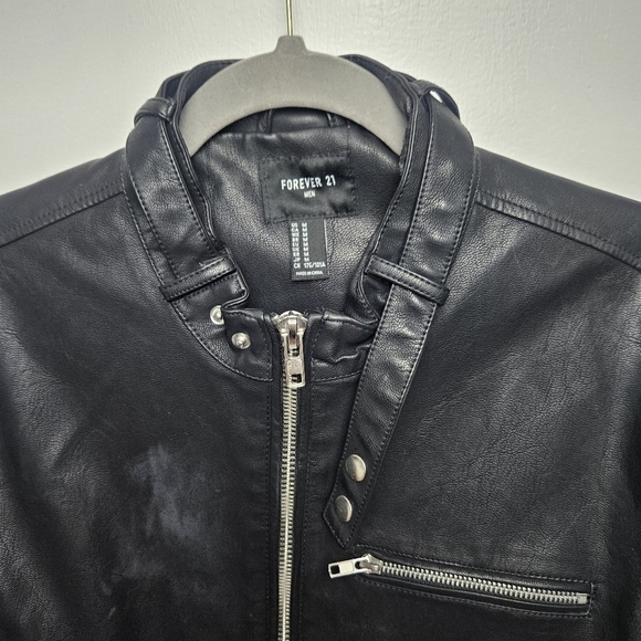 Moto jacket - Picture 2 of 10